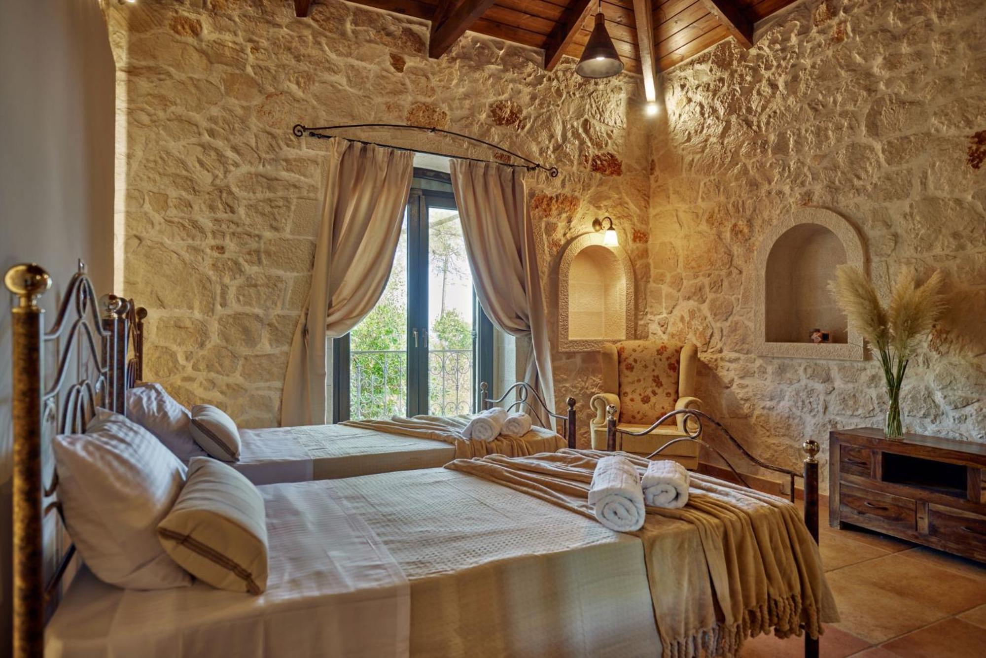 Alexandros Stone Villa อายิโอสนิโกลาโอส ภายนอก รูปภาพ