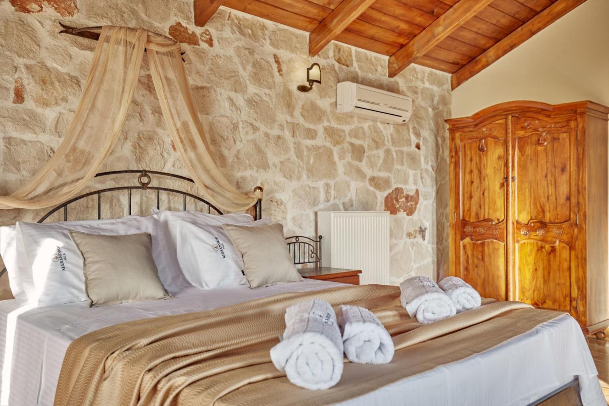 Alexandros Stone Villa อายิโอสนิโกลาโอส ภายนอก รูปภาพ